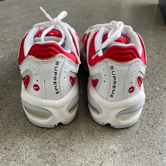 Nike Supreme Tailwind 4 - Picture 5 of 9